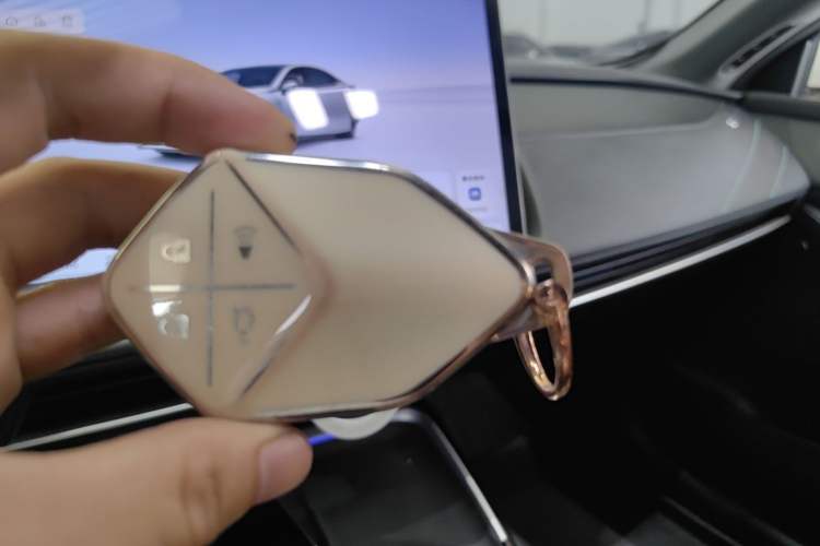 Used Deepal SL03 2023 515MAX Pure Electric Version Vehicle Key