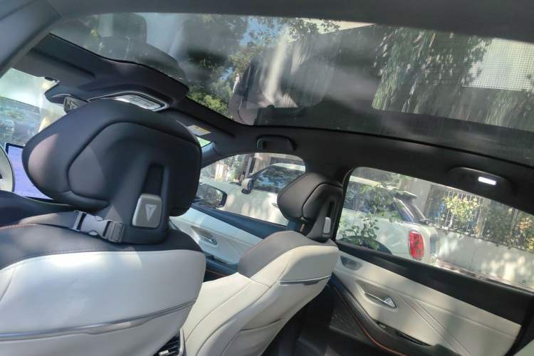 Used Deepal SL03 2024 530Max Pure Electric Version Headliner