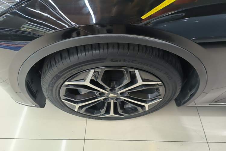 Used Deepal SL03 2024 135Plus Glory Edition Left Front Wheel Hub