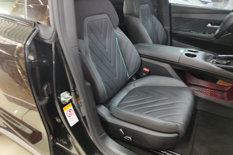 Used Deepal SL03 2024 530 Plus Pure Electric Version Right Front Seat