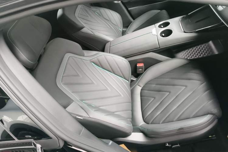 Used Deepal SL03 2024 530 Plus Pure Electric Version Right Front Seat