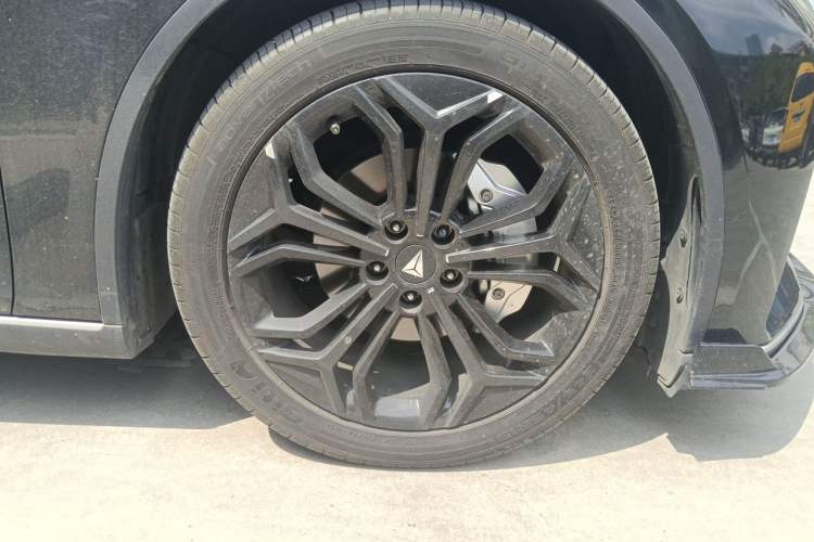 Used Deepal SL03 2024 135Plus Glory Edition Right Front Wheel Hub