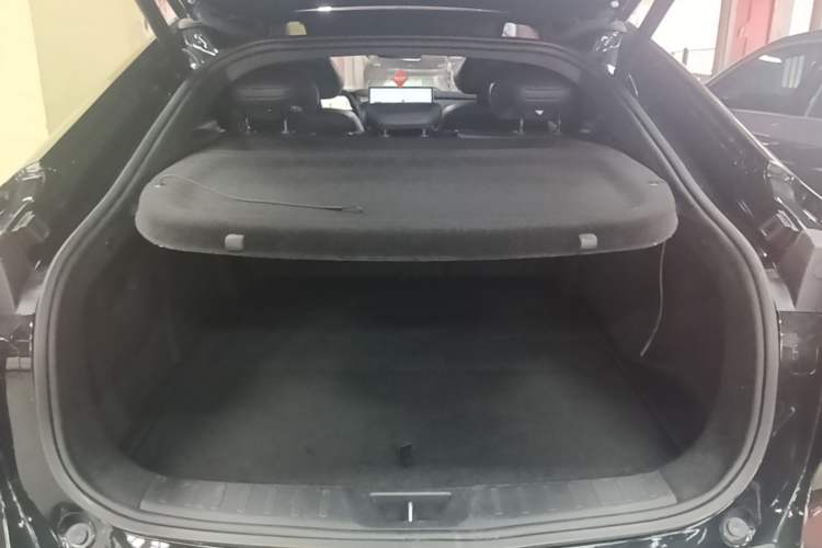 Used Deepal SL03 2024 135Plus Glory Edition Trunk
