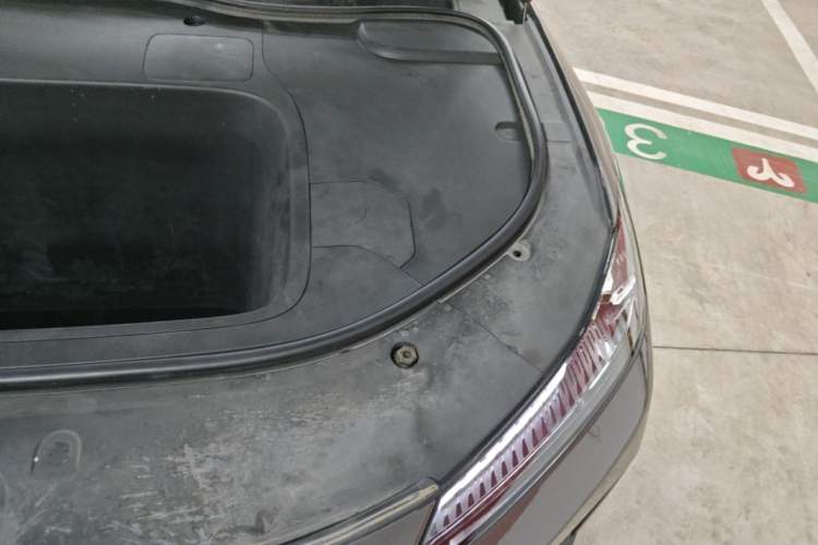 Used Deepal SL03 2024 610Max Pure Electric Version Engine Bay Left