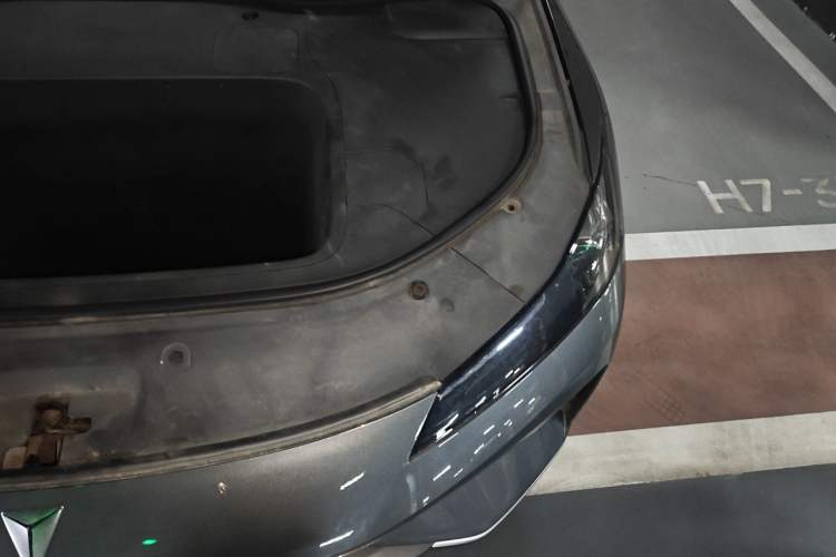 Used Deepal SL03 2024 610Max Pure Electric Version Engine Bay Left