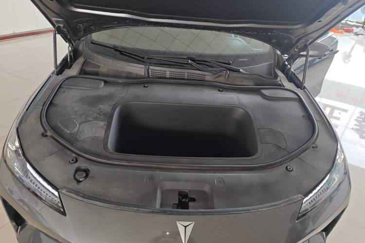 Used Deepal SL03 2024 530 Plus Pure Electric Version Engine Bay