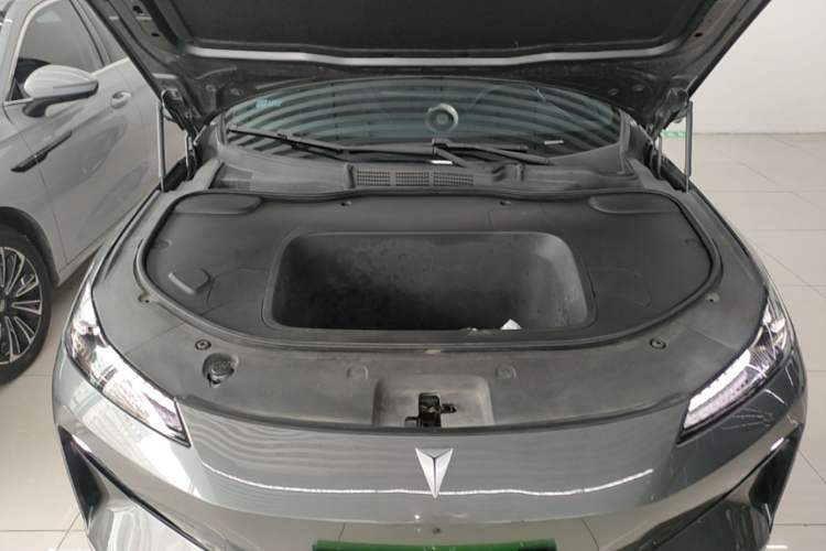 Used Deepal SL03 2024 530 Plus Pure Electric Version Engine Bay