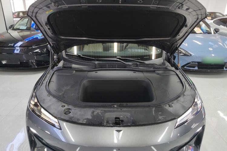 Used Deepal SL03 2024 610Max Pure Electric Version Engine Bay