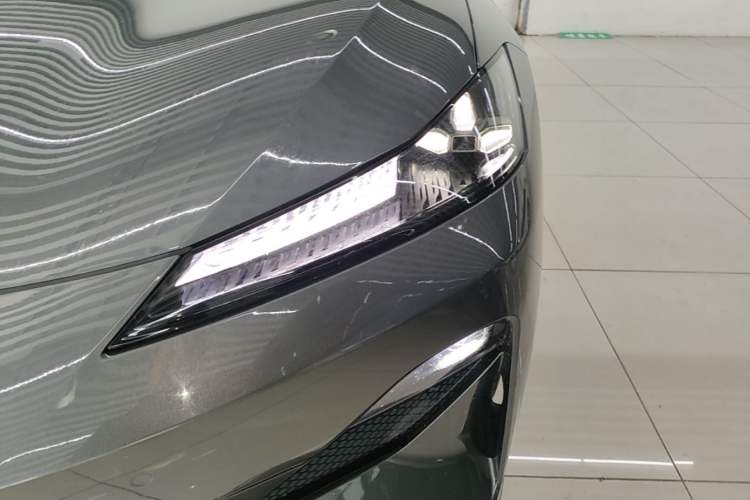 Used Deepal SL03 2024 530 Plus Pure Electric Version Left Front Headlight