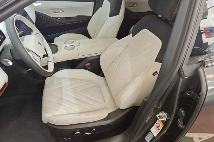 Used Deepal SL03 2024 530 Plus Pure Electric Version Left Front Seat