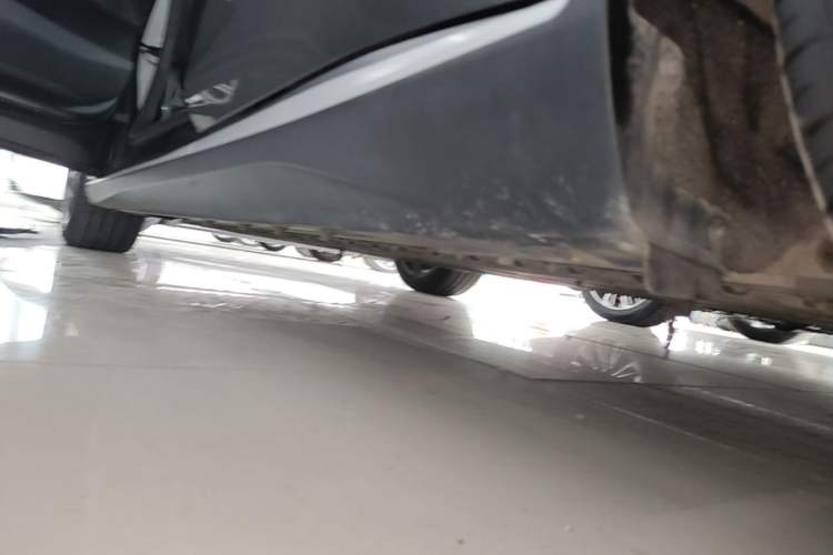 Used Deepal SL03 2024 530 Plus Pure Electric Version Left Side Sill
