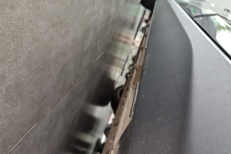 Used Deepal SL03 2024 530 Plus Pure Electric Version Left Side Sill