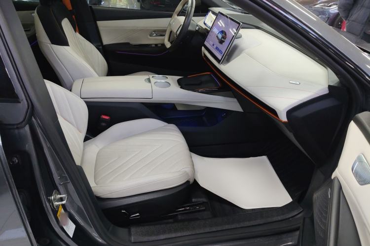 Used Deepal SL03 2024 610Max Pure Electric Version Right Front Seat