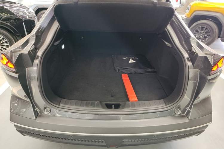 Used Deepal SL03 2024 135Plus Glory Edition Trunk