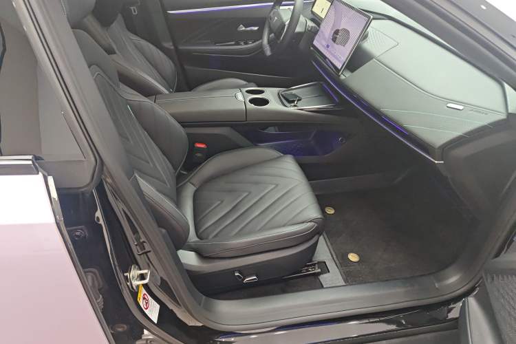 Used Deepal SL03 2024 530 Plus Pure Electric Version Right Front Seat