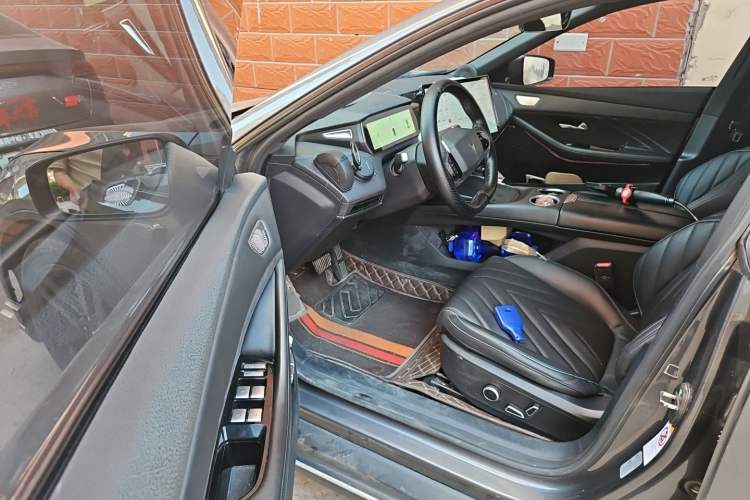 Used Deepal SL03 2024 530Max Pure Electric Version Driver Seat