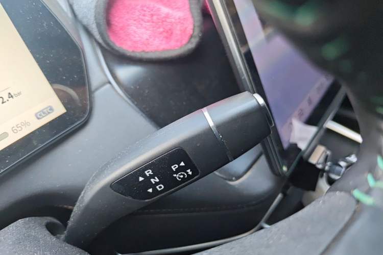 Used Deepal SL03 2024 530Max Pure Electric Version Gear Lever