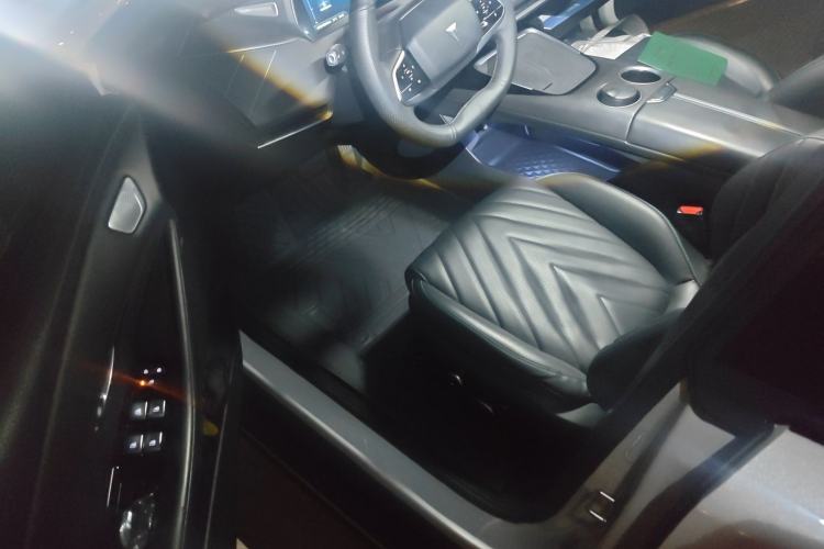 Used Deepal SL03 2024 530 Plus Pure Electric Version Driver Seat