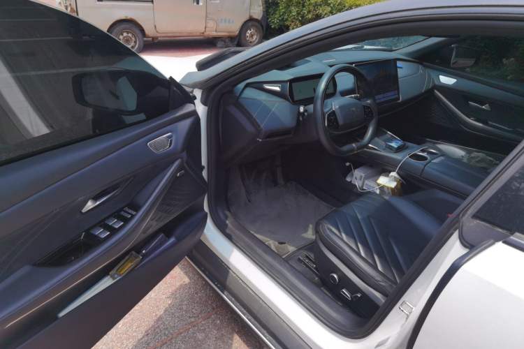 Used Deepal SL03 2024 530Max Pure Electric Version Driver Seat
