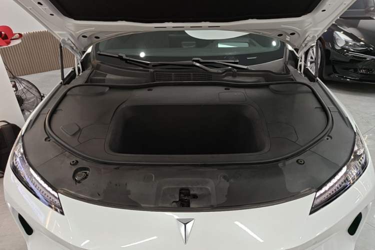Used Deepal SL03 2024 530Max Pure Electric Version Engine Bay