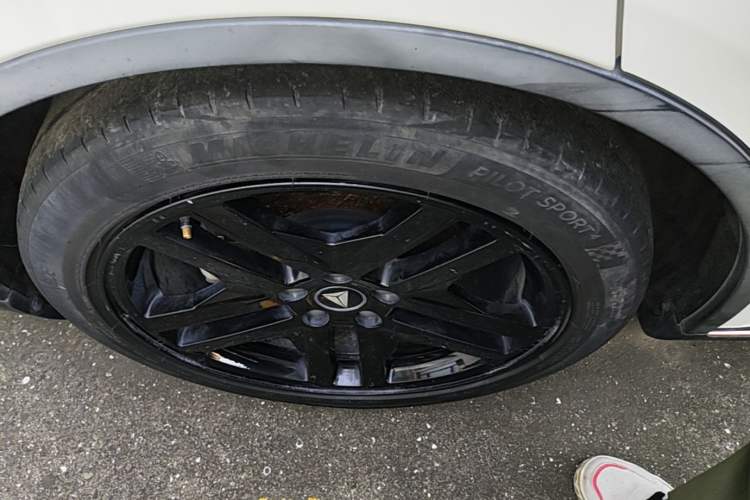 Used Deepal SL03 2024 610Max Pure Electric Version Exterior 5