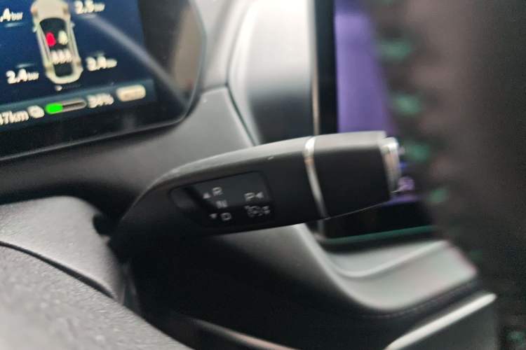Used Deepal SL03 2024 530 Plus Pure Electric Version Gear Lever