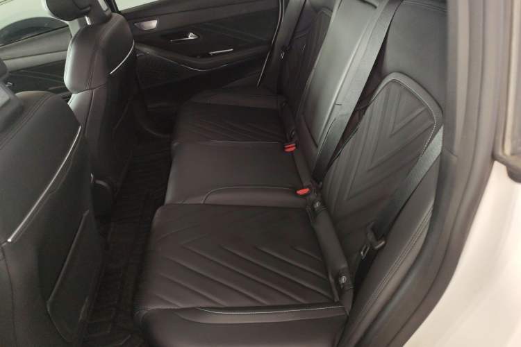 Used Deepal SL03 2024 530Max Pure Electric Version Interior 4