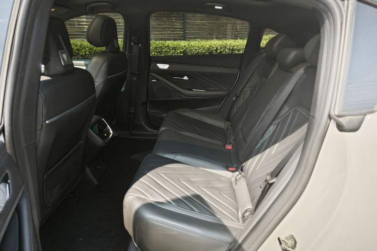 Used Deepal SL03 2024 530Max Pure Electric Version Interior 7
