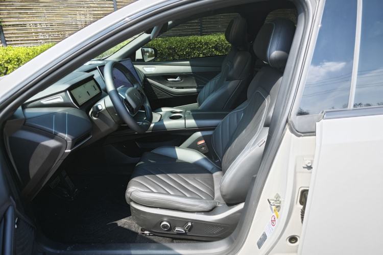 Used Deepal SL03 2024 530Max Pure Electric Version Interior 8