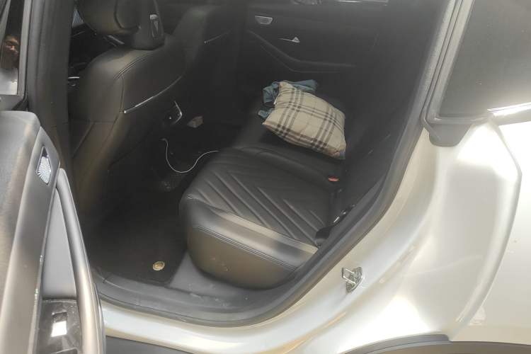 Used Deepal SL03 2024 610Max Pure Electric Version Left Rear Seat