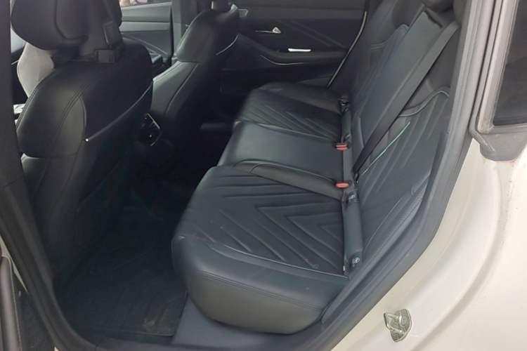 Used Deepal SL03 2024 530Max Pure Electric Version Left Rear Seat