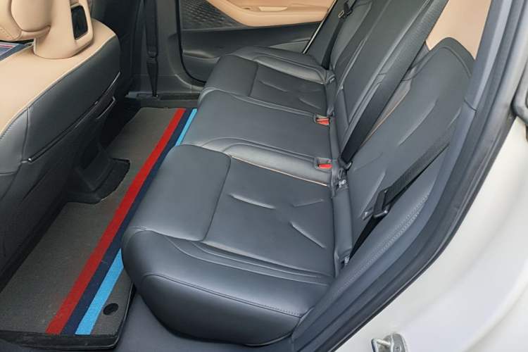 Used Deepal SL03 2024 610Max Pure Electric Version Left Rear Seat