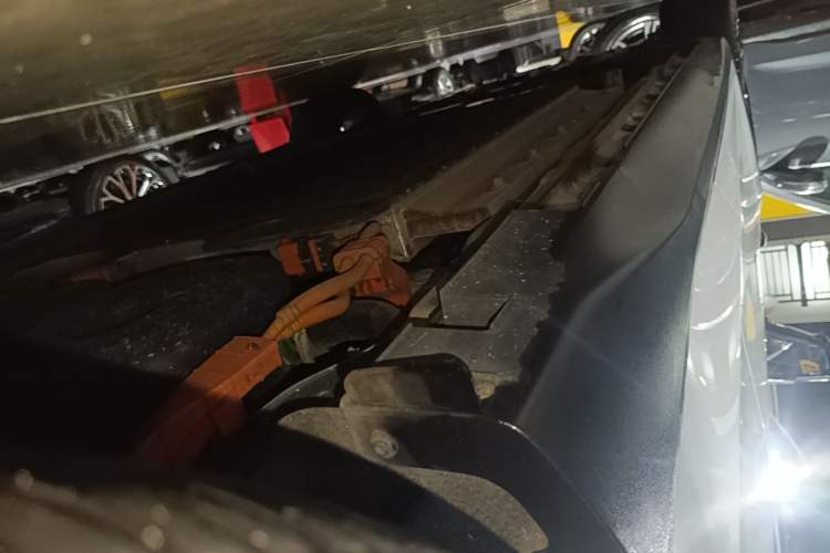 Used Deepal SL03 2024 135Plus Glory Edition Left Side Sill