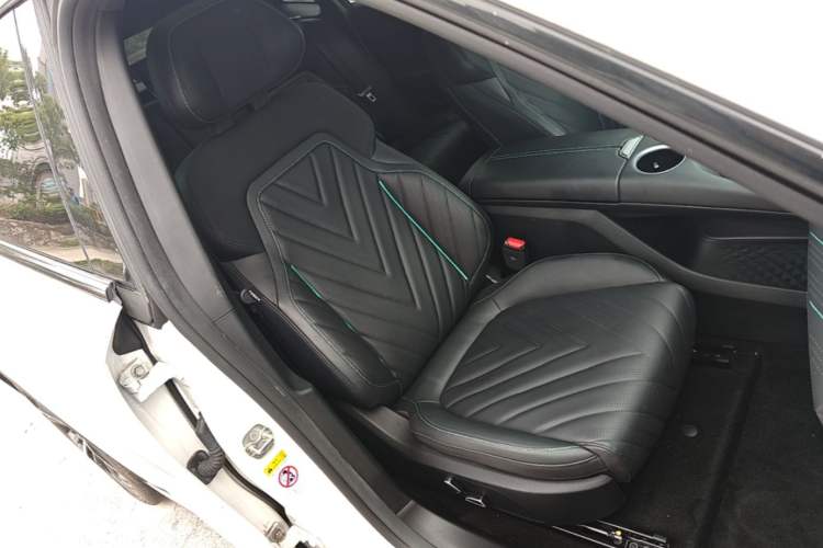 Used Deepal SL03 2024 135Plus Glory Edition Right Front Seat