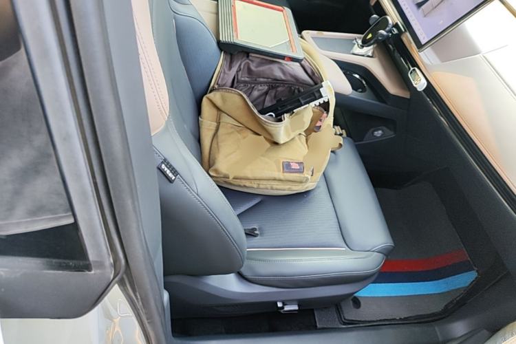 Used Deepal SL03 2024 610Max Pure Electric Version Right Front Seat