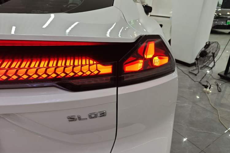Used Deepal SL03 2024 530Max Pure Electric Version Right Rear Taillight