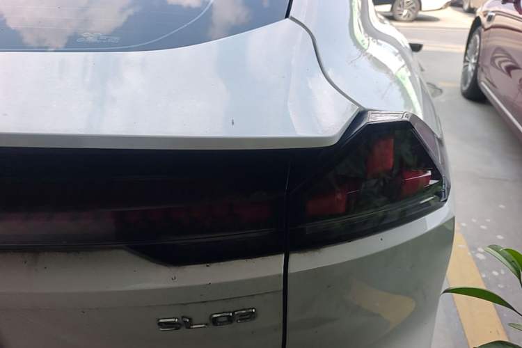 Used Deepal SL03 2024 530Max Pure Electric Version Right Rear Taillight