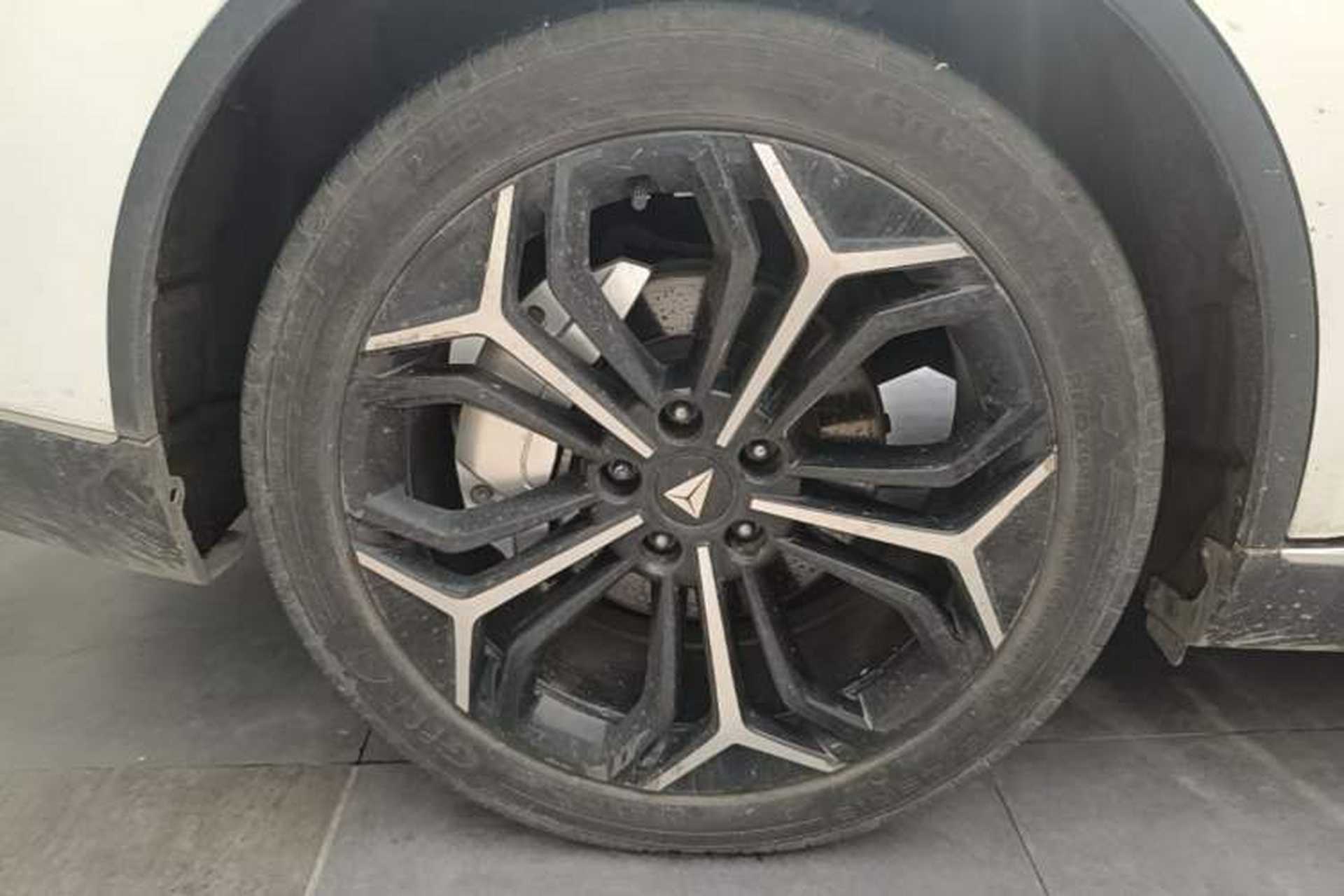 Used Deepal SL03 2024 135Plus Glory Edition Right Rear Wheel Hub