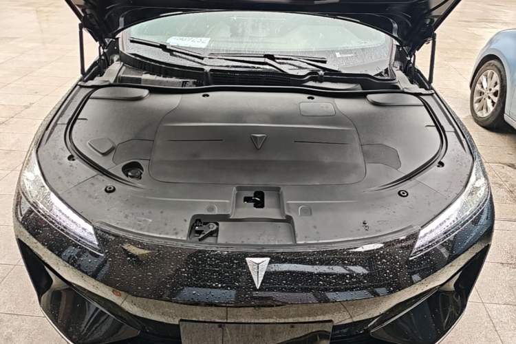 Used Deepal SL03 2025 Revised Version Range-Extended Elite Edition Engine Bay