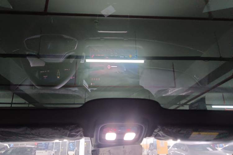 Used Deepal SL03 2025 Revised Version Range-Extended Elite Edition Headliner