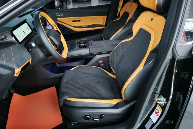 Used Deepal SL03 2025 Extended-Range Sporty Version Left Front Seat