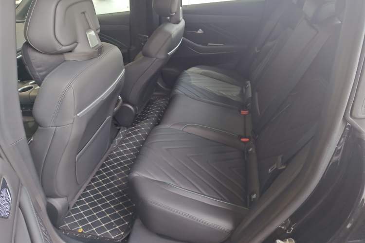 Used Deepal SL03 2025 Revised Version Range-Extended Elite Edition Left Rear Seat