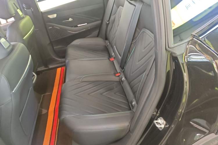 Used Deepal SL03 2025 Revised Version Range-Extended Elite Edition Left Rear Seat