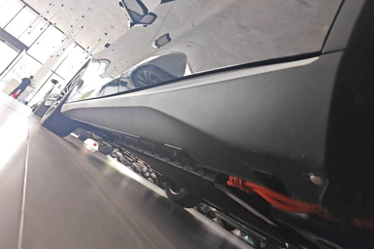 Used Deepal SL03 2025 Range-Extended Elite Version Left Side Sill