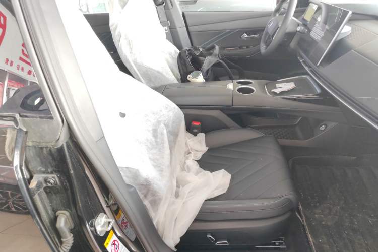 Used Deepal SL03 2025 Revised Version Range-Extended Elite Edition Right Front Seat