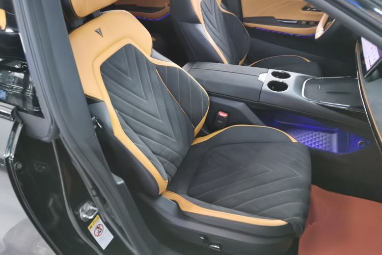 Used Deepal SL03 2025 Extended-Range Sporty Version Right Front Seat