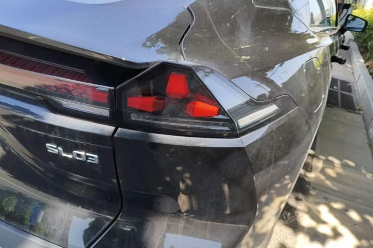 Used Deepal SL03 2025 Range-Extended Elite Version Right Rear Taillight