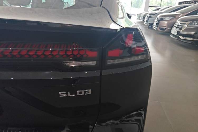 Used Deepal SL03 2025 Range-Extended Elite Version Right Rear Taillight