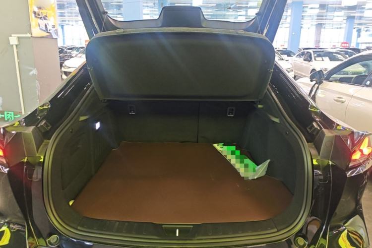 Used Deepal SL03 2025 Revised Version Range-Extended Elite Edition Trunk