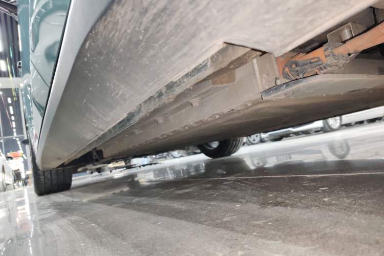 Used Deepal SL03 2025 Extended-Range Sporty Version Left Side Sill
